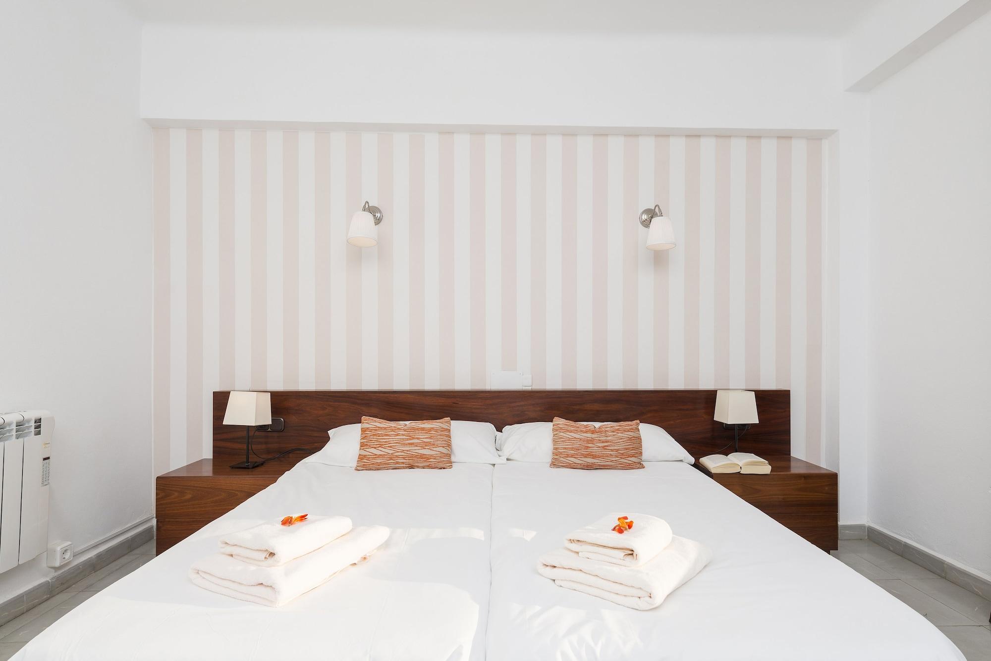 Hotel Santanyi Port Cala Figuera  Luaran gambar