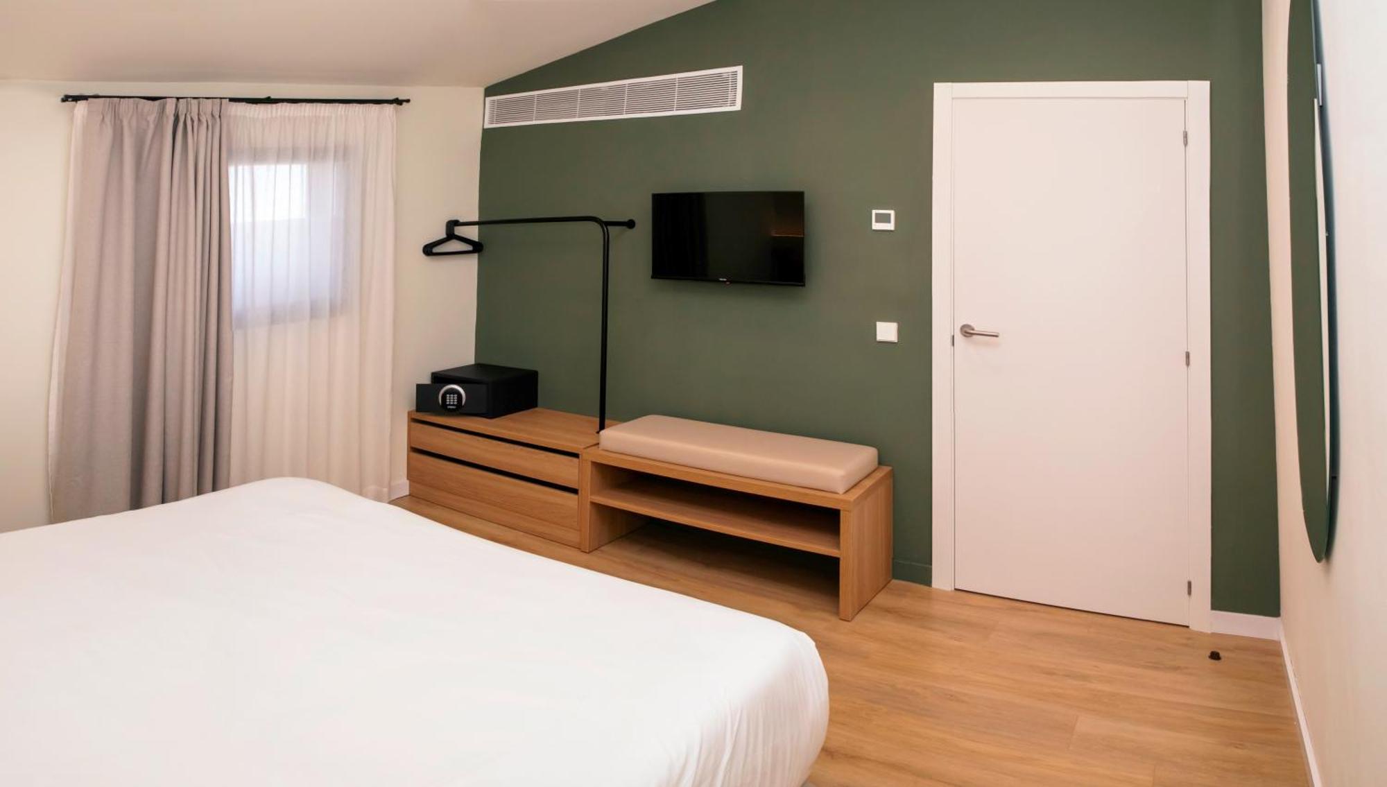 Hotel Santanyi Port Cala Figuera  Luaran gambar