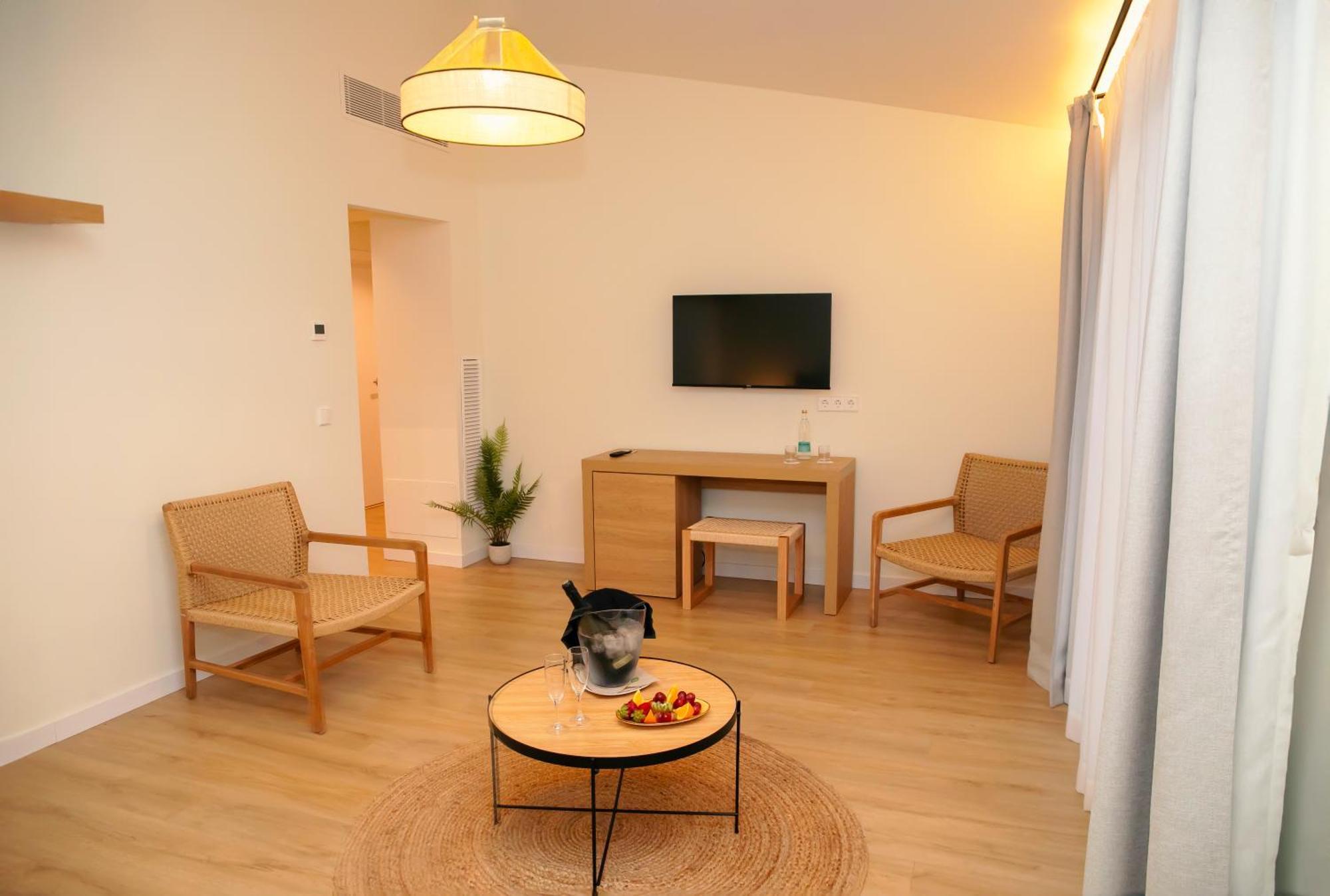Hotel Santanyi Port Cala Figuera  Luaran gambar